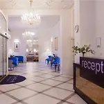 Orea Palace Zvon ホテル 4*