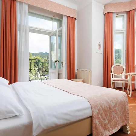 Отель Orea Palace Zvon 4*