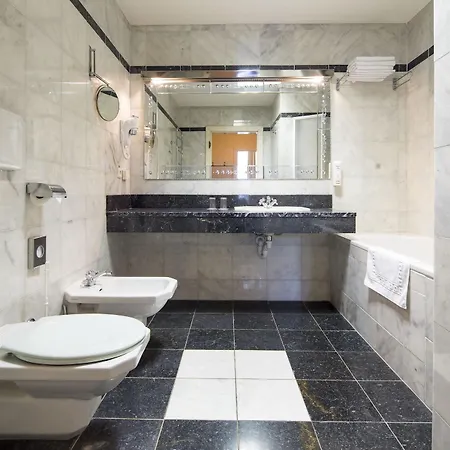 فندق Orea Palace Zvon 4*