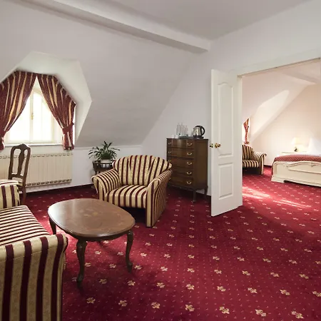 Orea Palace Zvon Hotell